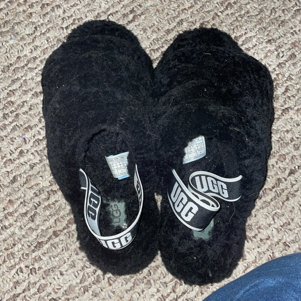 ugg slides